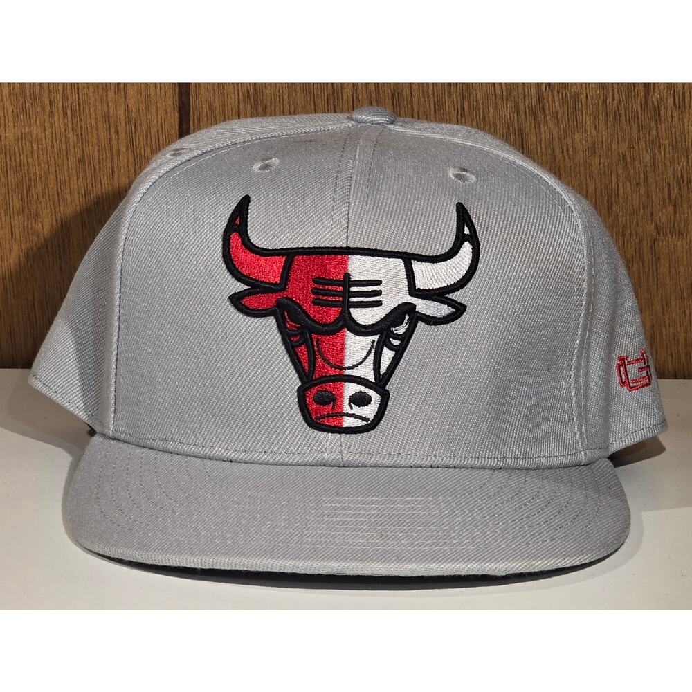 Ultra Game Chicago Bulls Snapback Hat Gray NBA Adjustable Cap